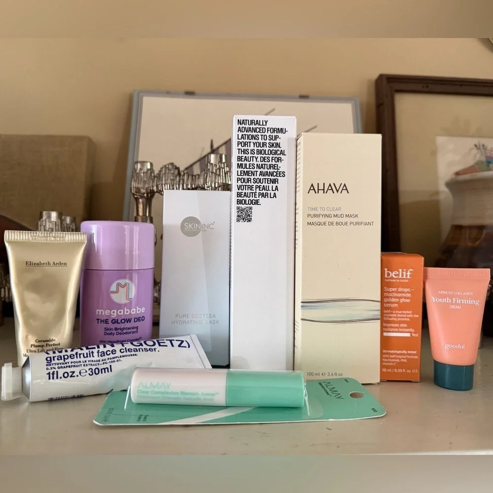 Luxury 9 piece Skincare & Body Care Bundle: New & Sealed